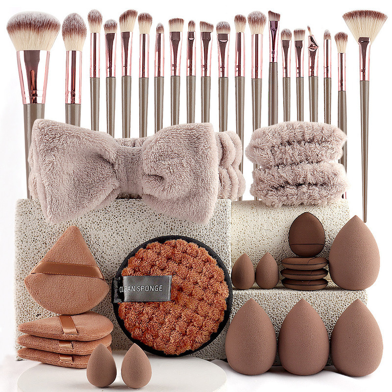 40-Piece Beauty Kit with Brush - Beauty Makeup Kit For Girls reseña y precio