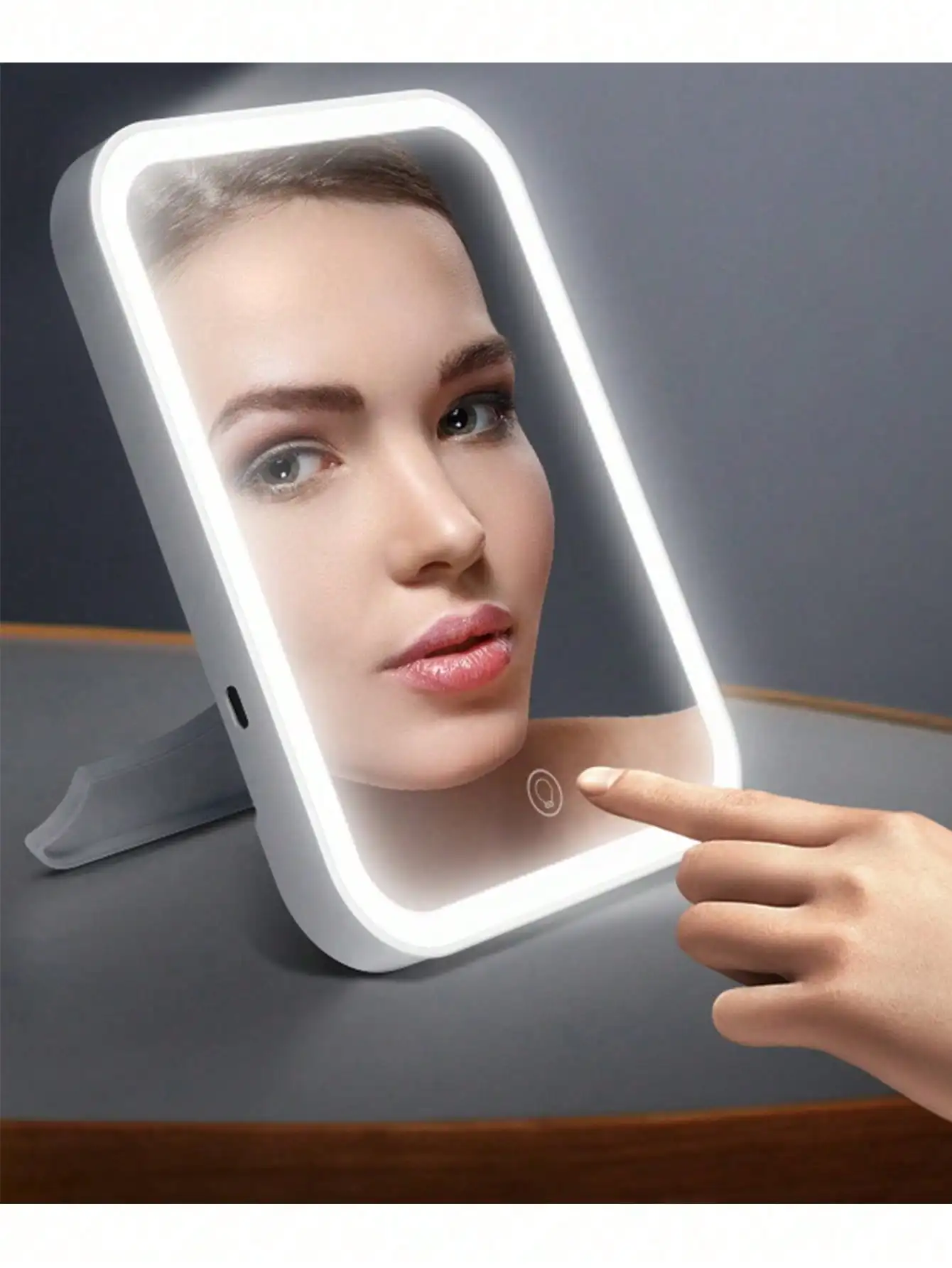 Light Up Your Beauty Routine:  - Your Beauty Makeup reseña y precio