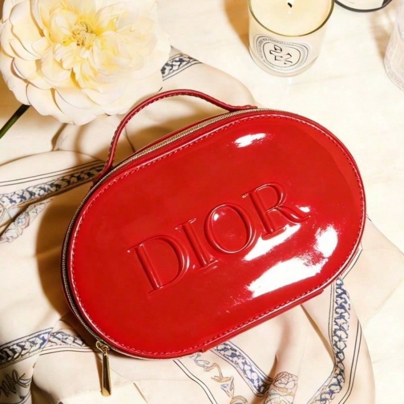 Dior’s Bag Red Cosmetic Bag Lu - Beauty Makeup Logo Design reseña y precio