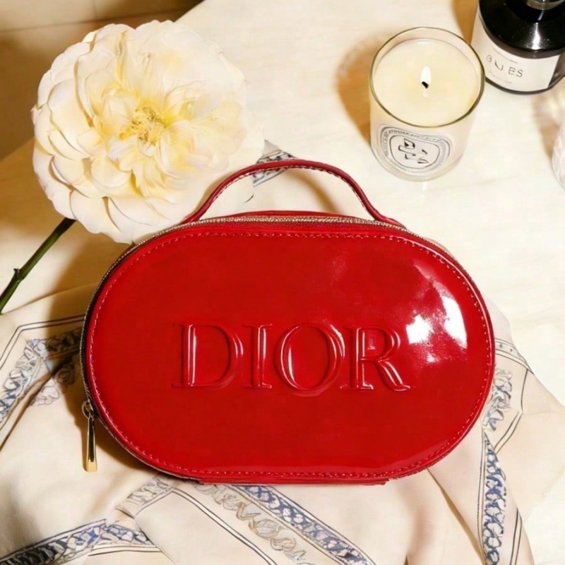 Dior’s Bag Red Cosmetic Bag Lu - Beauty Makeup Logo Design reseña y precio