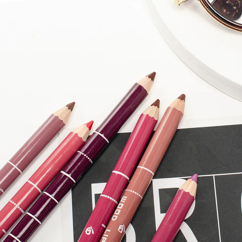 Colored Lip Liner Pencil Black - Lip Liner Pencil reseña y precio
